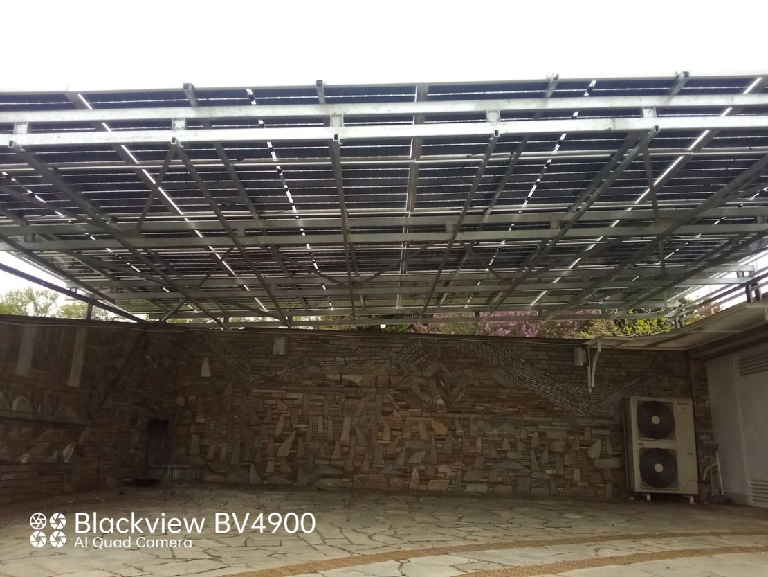 Net Metering σε πάρκινγκ μονοκατοικίας